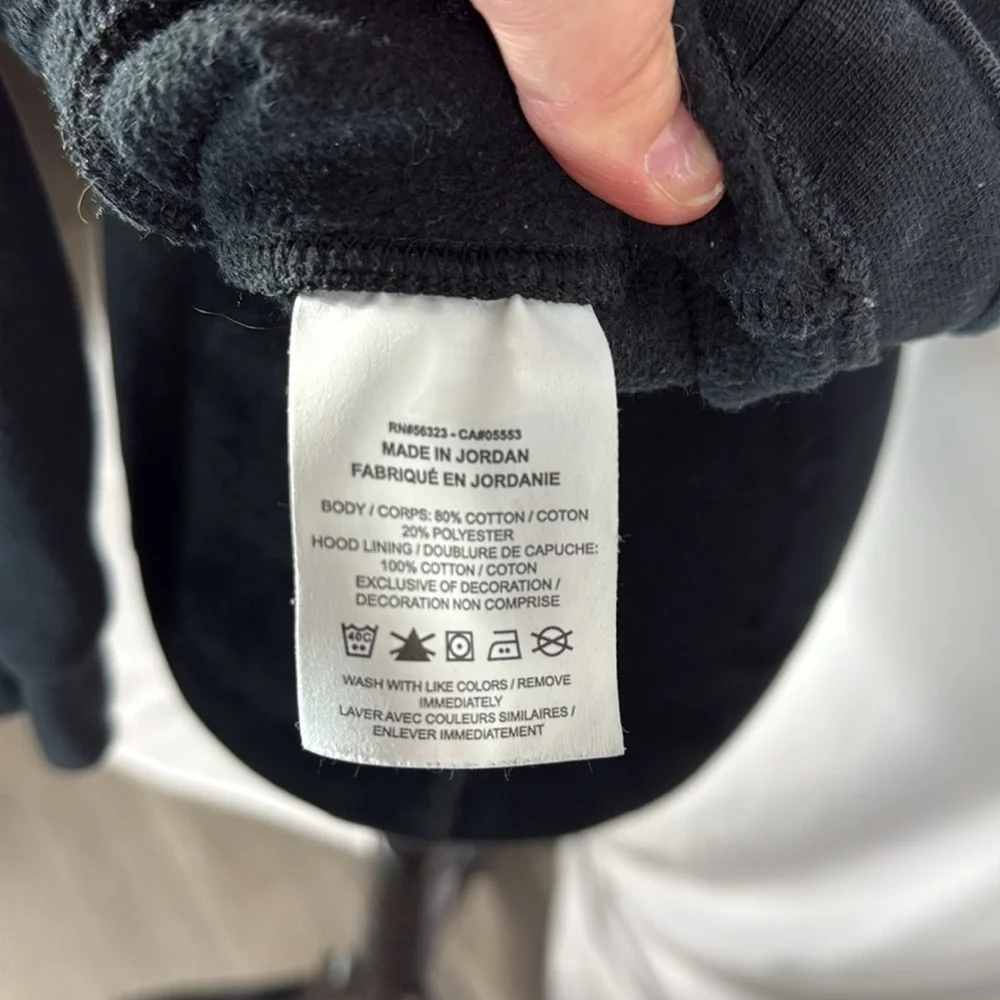 Nike Men's Classic Black Pullover Hoodie w/ Kangaroo Pocket